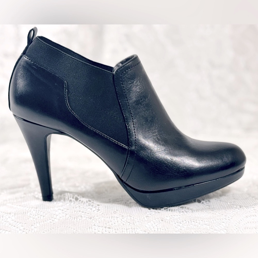 Adrienne Vittadini Black Leather “Patia” Platform Stiletto Heel Booties 7 1/2